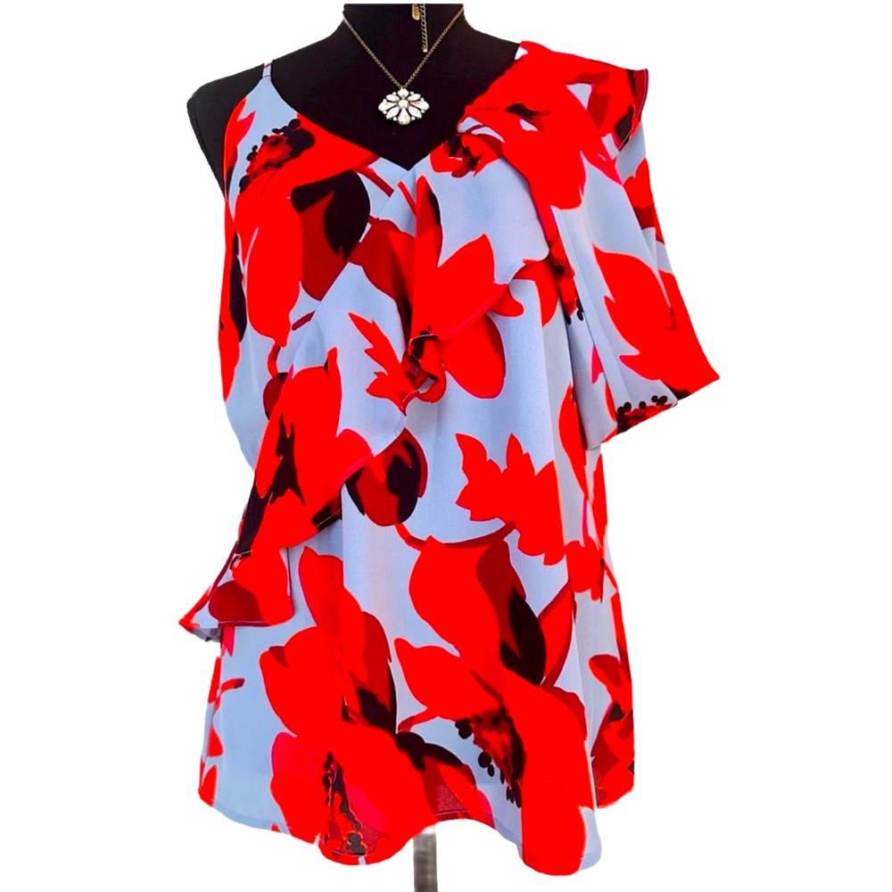 BELLE SKY ~ Lightweight Floral 1-sided Spaghetti Strap Ruffled Top size M